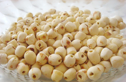 DRIED LOTUS SEEDS